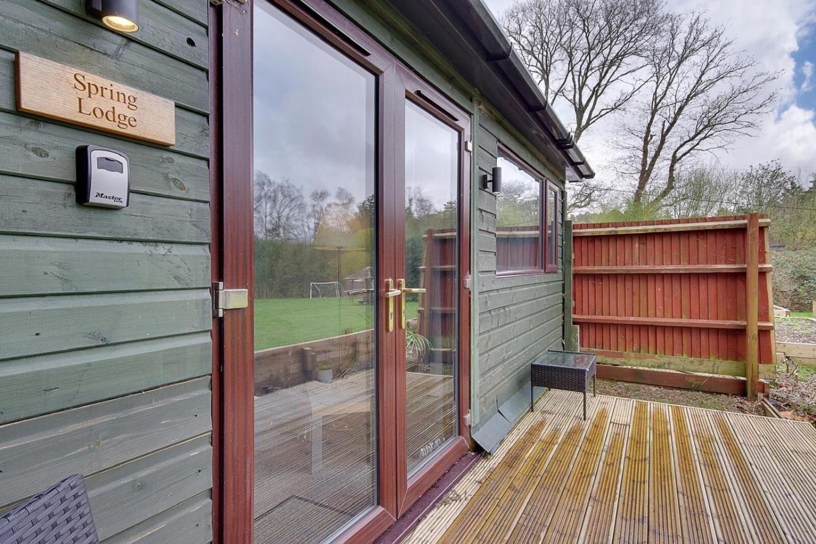 Little Paddock Villa Ringwood Exterior photo