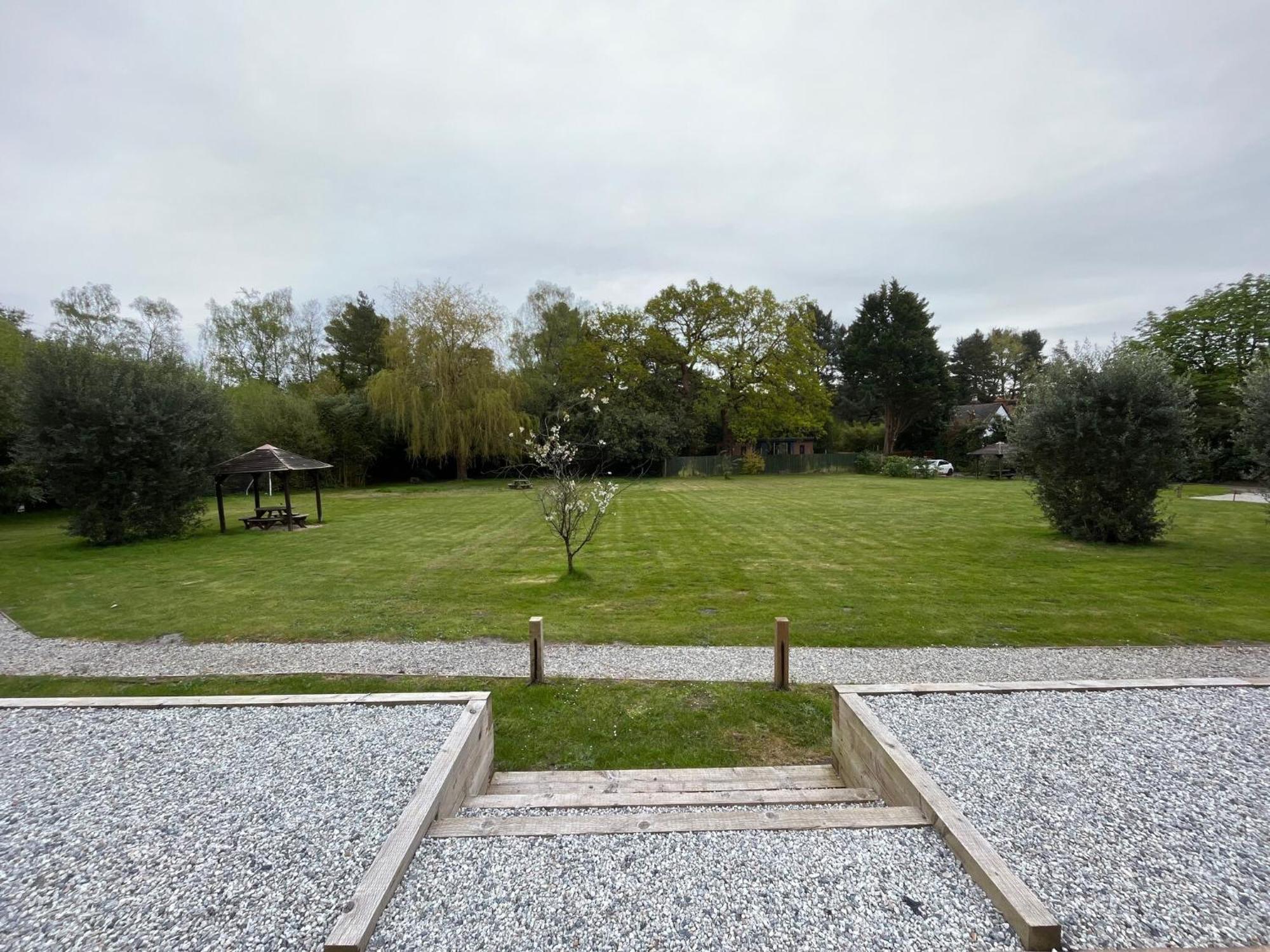 Little Paddock Villa Ringwood Exterior photo